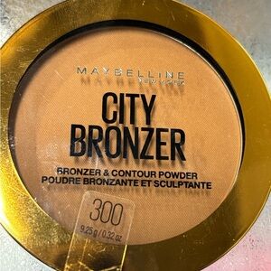 Maybelline City Bronzer & Contour Powder